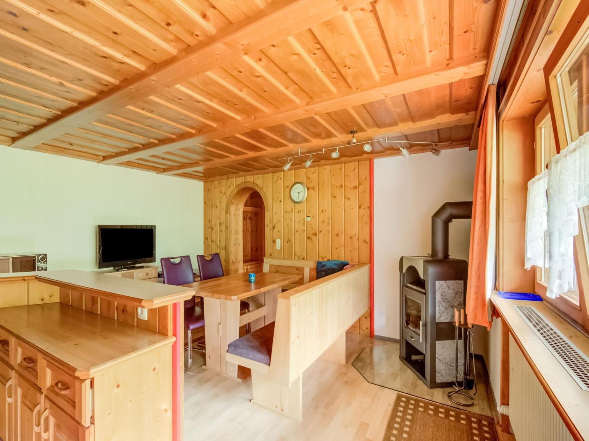 Appartement On The Mountainside In Silbertal